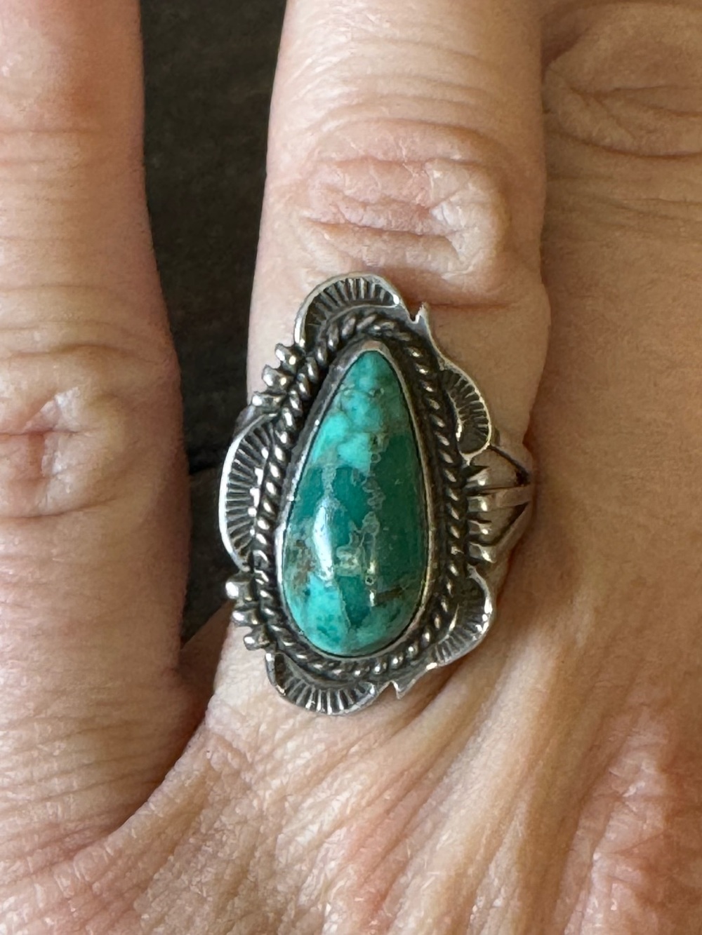 Navajo made Sterling Silver Turquoise ring 7.5 - Picture 2 of 6